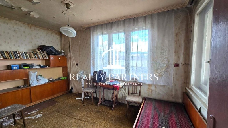 Продава  Къща град Перник , Пригаров район , 240 кв.м | 22732388 - изображение [15]