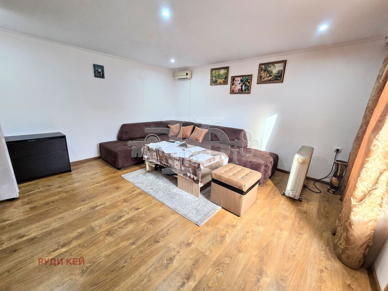 Продава КЪЩА, гр. Провадия, област Варна, снимка 12 - Къщи - 53522961