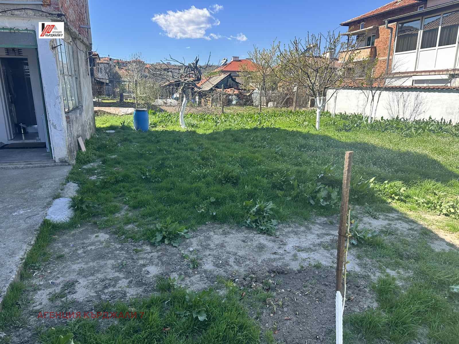 Продава КЪЩА, гр. Кърджали, Резбарци, снимка 13 - Къщи - 54135076