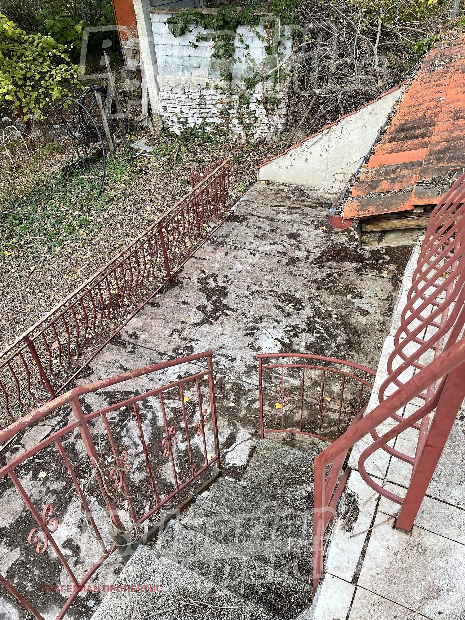 Продава ВИЛА, гр. Балчик, област Добрич, снимка 16 - Вили - 53945924