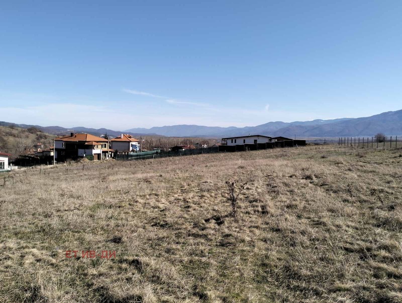 Продава ПАРЦЕЛ в област София, с. Пчелин - 4980 кв.м / 64 740 € » 126 620.43 лв., ЕТ ИВ-ДИ