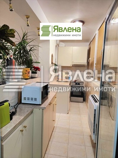 Продава 3-СТАЕН, гр. София, Хладилника, снимка 2 - Aпартаменти - 49171425