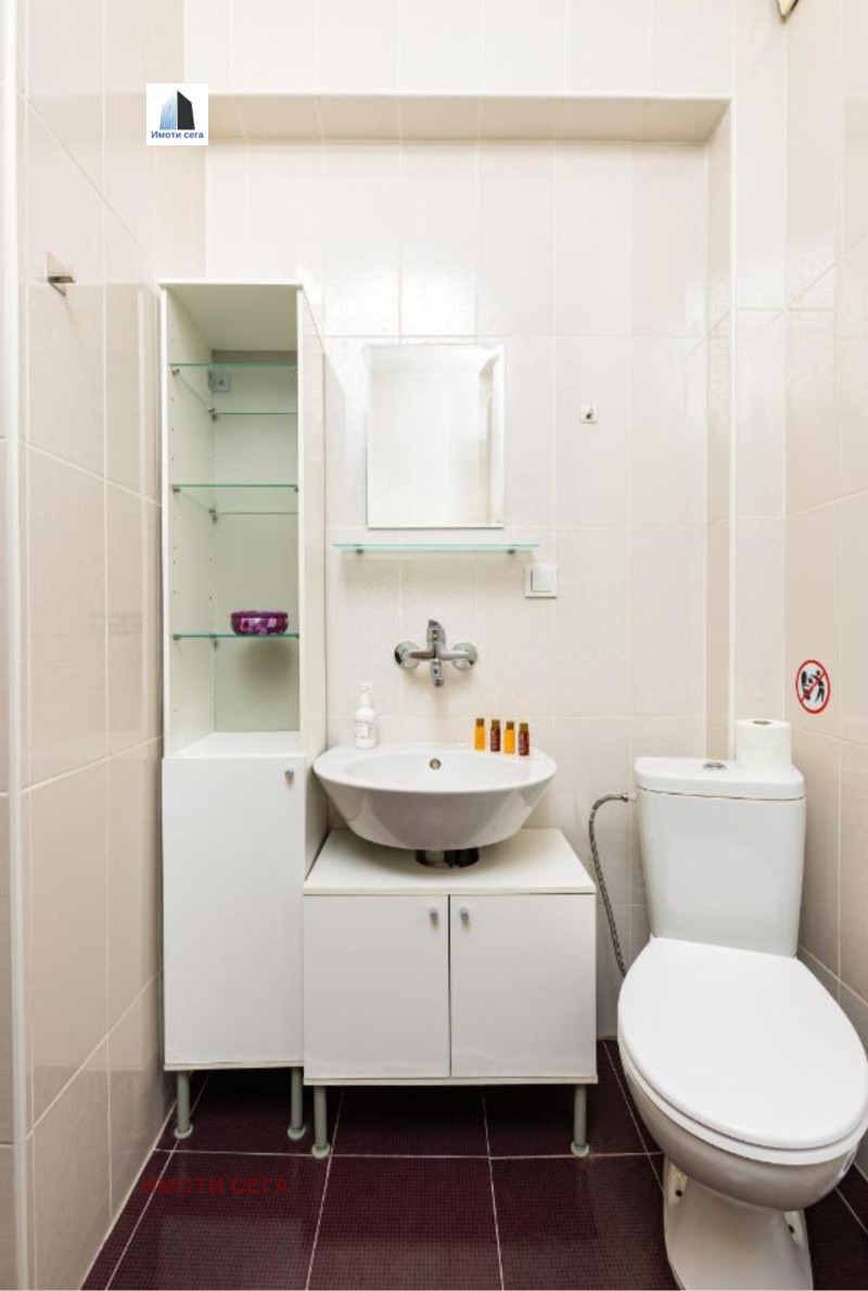 En venta  2 dormitorios Plovdiv , Tsentar , 76 metros cuadrados | 95659484 - imagen [13]