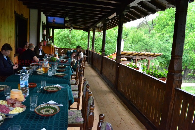 Продава КЪЩА, гр. Елена, област Велико Търново, снимка 3 - Къщи - 52804856