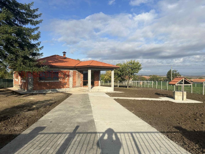 Продава КЪЩА, с. Бояджик, област Ямбол, снимка 2 - Къщи - 52761924