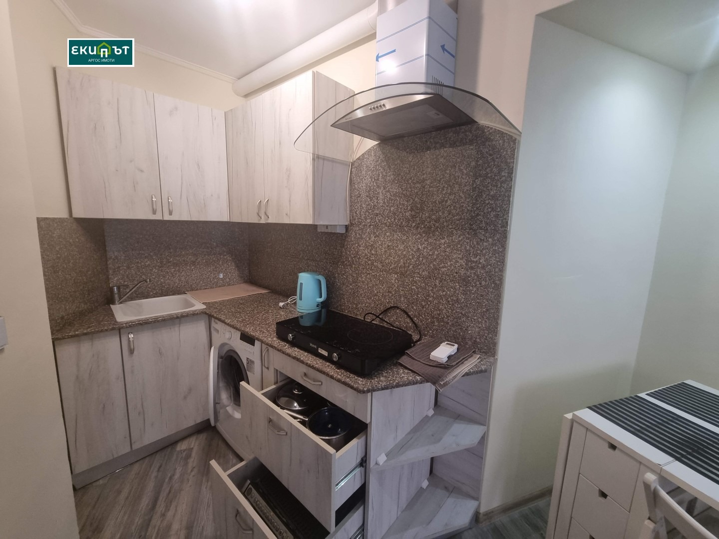 Продава 1-СТАЕН, гр. Варна, Базар Левски, снимка 6 - Апартаменти - 54562702