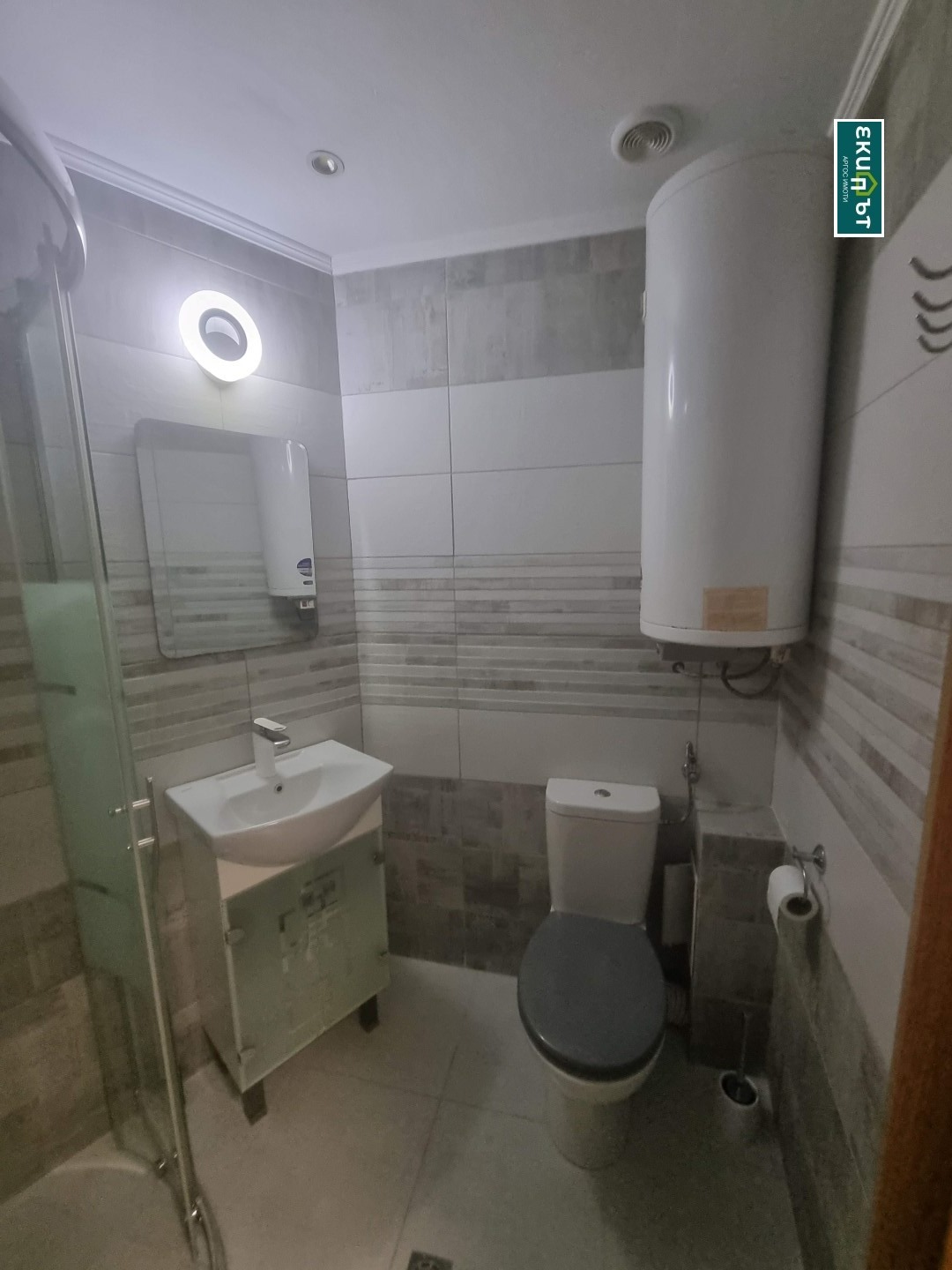 Продава 1-СТАЕН, гр. Варна, Базар Левски, снимка 10 - Апартаменти - 54562702