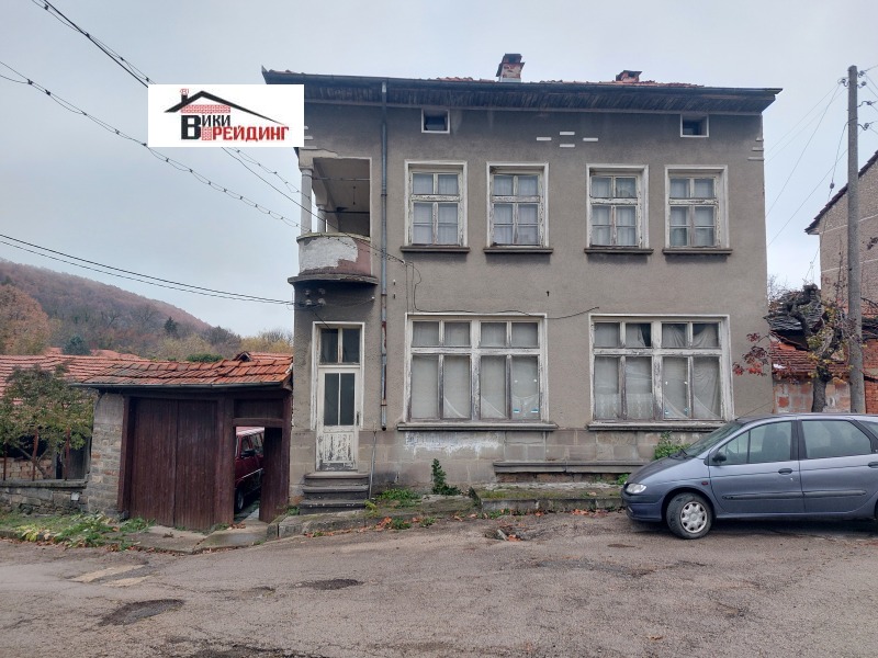 Продава КЪЩА в област Ловеч, с. Калейца - 200 кв.м / 43 000 € » 84 100.69 лв., ВИКИ ТРЕЙДИНГ 2004 ЕООД