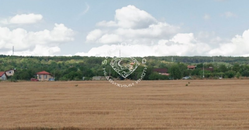 Продава ПАРЦЕЛ в област Варна, гр. Аксаково - 550 кв.м / 82 000 € » 160 378.06 лв., САМ ХОУМ