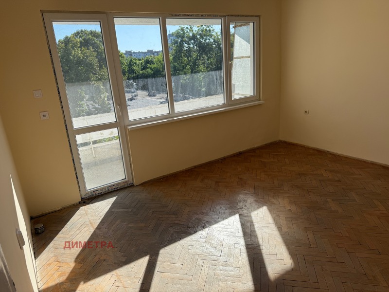 Продава  2-стаен град Пловдив , Кършияка , 84 кв.м | 41279981