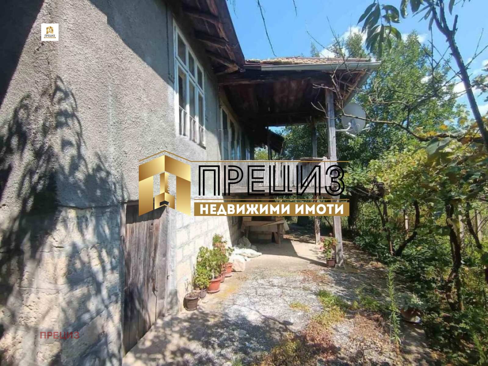 Продава КЪЩА, с. Лиси връх, област Шумен, снимка 3 - Къщи - 55727921