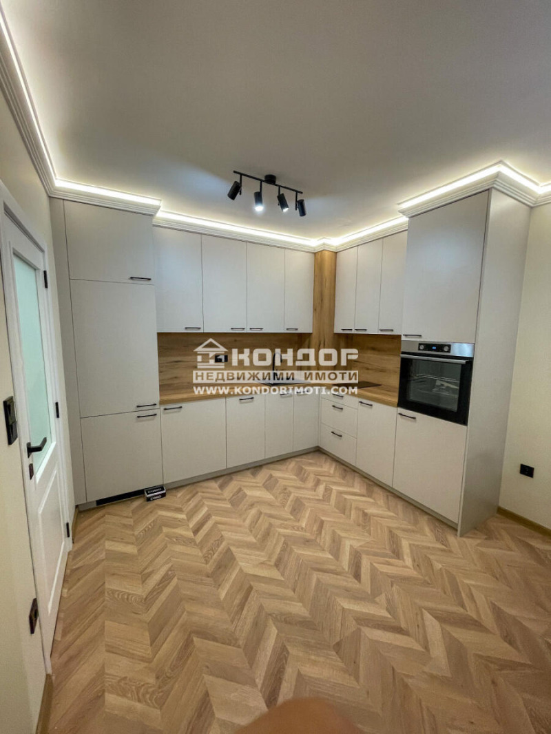 Продава 2-СТАЕН, гр. Пловдив, Кючук Париж, снимка 4 - Апартаменти - 53339170