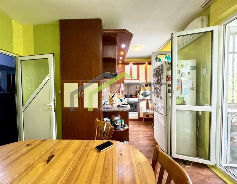 Te koop  2 slaapkamers Varna , Vladislav Varnentsjik 1 , 92 m² | 42736041