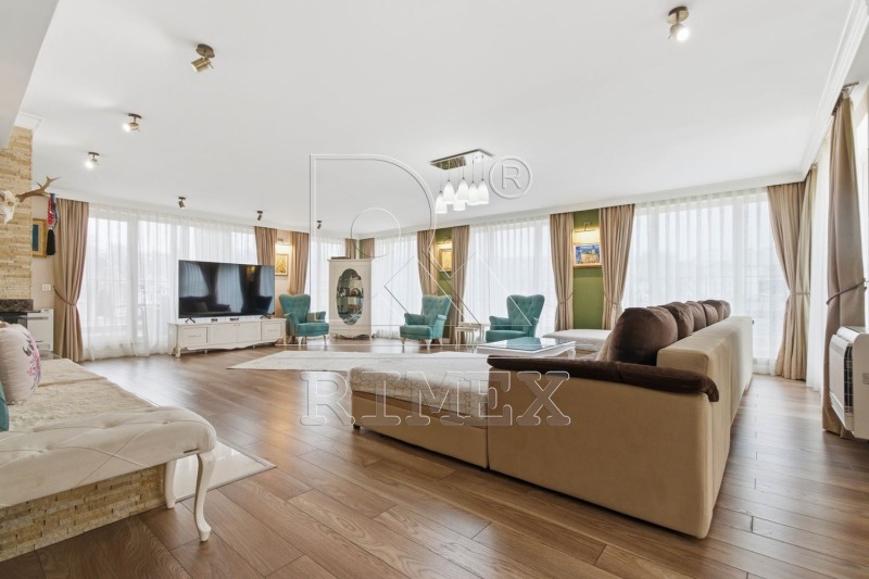 Продава МНОГОСТАЕН, гр. Пловдив, Център, снимка 2 - Апартаменти - 52751813