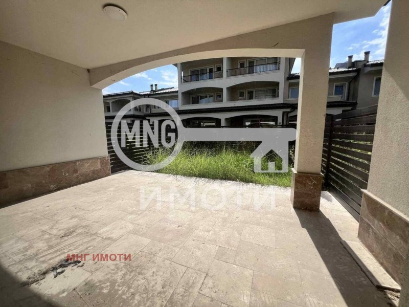 En venta  Casa Plovdiv , Ostromila , 388 metros cuadrados | 44306838 - imagen [2]