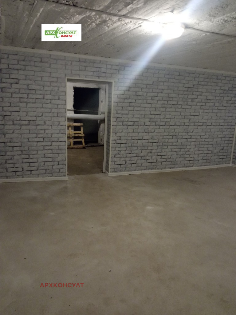 Продава  Склад град София , Летище София , 195 кв.м | 89697204 - изображение [2]