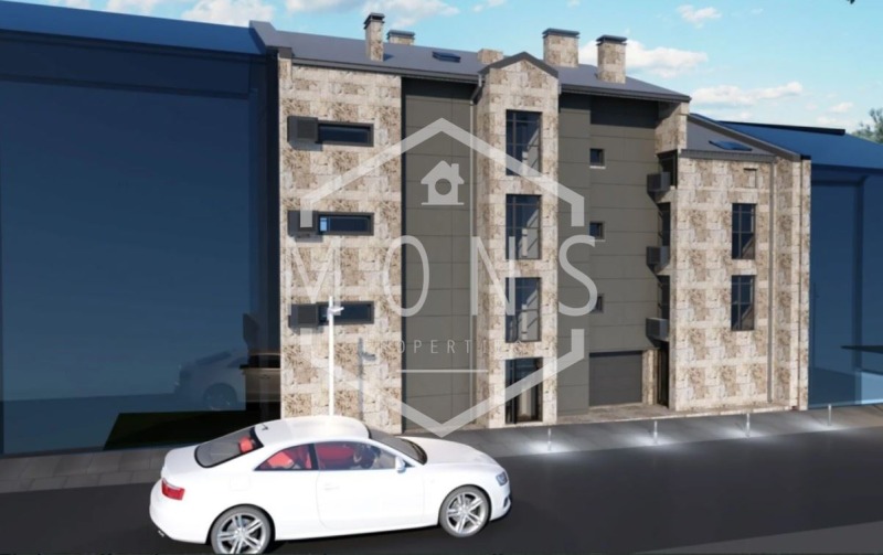 Продава  2-стаен град Габрово , Център , 81 кв.м | 15720209 - изображение [2]