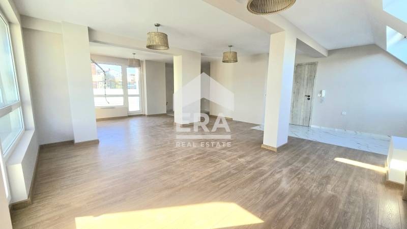 Продава 3-СТАЕН, гр. Велико Търново, Център, снимка 13 - Апартаменти - 52236613