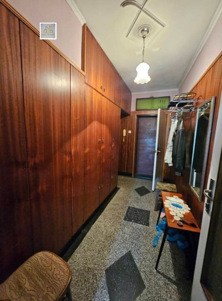 Продава МНОГОСТАЕН, гр. Стара Загора, Център, снимка 12 - Апартаменти - 54110580
