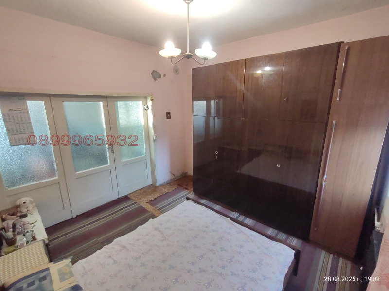 Продава ЕТАЖ ОТ КЪЩА, гр. Първомай, област Пловдив, снимка 7 - Етаж от къща - 52784269