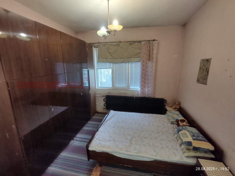 Продава ЕТАЖ ОТ КЪЩА, гр. Първомай, област Пловдив, снимка 12 - Етаж от къща - 52784269