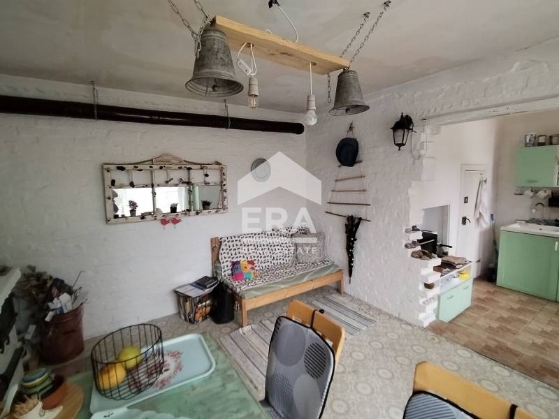 Продава КЪЩА, с. Димча, област Велико Търново, снимка 2 - Къщи - 53161324