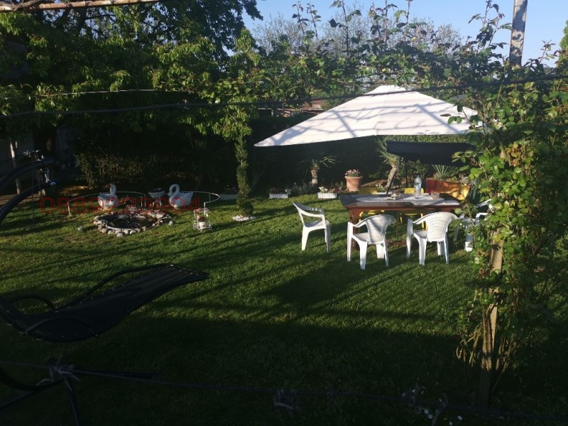 Продава КЪЩА, с. Обретеник, област Русе, снимка 14 - Къщи - 53231524