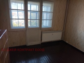 3 slaapkamers Tsentar, Sofia 10