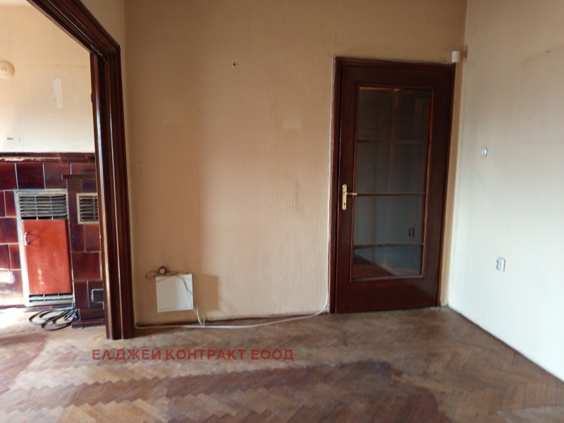 Na prodej  3 ložnice Sofia , Centar , 120 m2 | 78912289 - obraz [7]