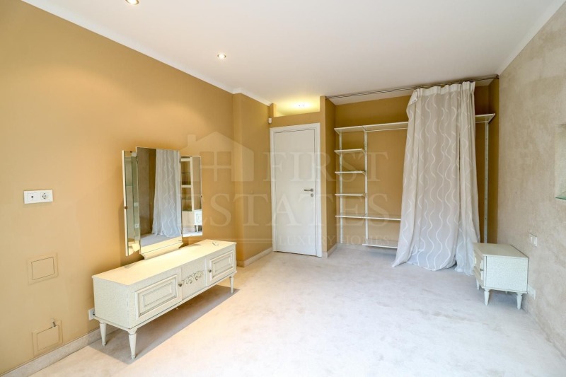De vânzare  3 dormitoare Sofia , Iztoc , 133 mp | 21990119 - imagine [12]