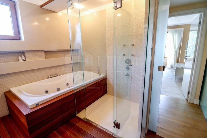 De vânzare  3 dormitoare Sofia , Iztoc , 133 mp | 21990119 - imagine [15]