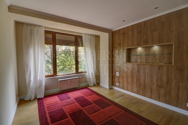 De vânzare  3 dormitoare Sofia , Iztoc , 133 mp | 21990119 - imagine [16]