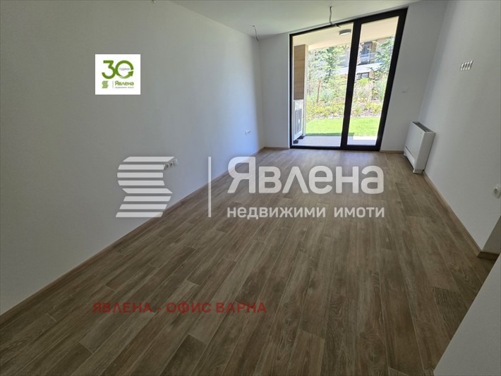 Προς πώληση  3 υπνοδωμάτια Βαρνα , κ.κ. Σβ.Σβ. Κονσταντην η Ελενα , 193 τ.μ | 84372623 - εικόνα [7]