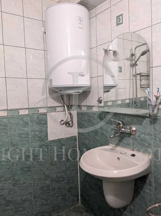 Zu verkaufen  3+ Schlafzimmer Plowdiw , Kjutschuk Parisch , 100 qm | 79004597 - Bild [12]