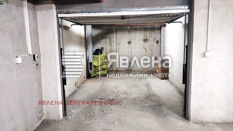Продава ГАРАЖ, ПАРКОМЯСТО, гр. София, Център, снимка 7 - Гаражи и паркоместа - 53715913