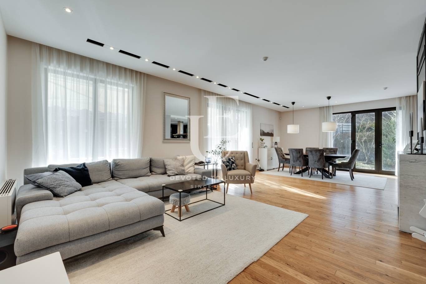 Продава КЪЩА, гр. София, м-т Камбаните, снимка 5 - Къщи - 53913610