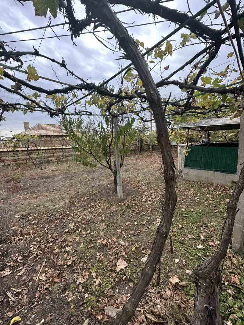 Продава КЪЩА, с. Караманите, област Варна, снимка 13 - Къщи - 48791302