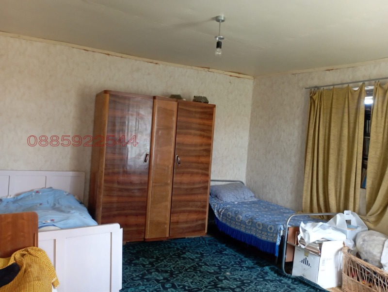 Продава КЪЩА, с. Владимирово, област Добрич, снимка 3 - Къщи - 52779289