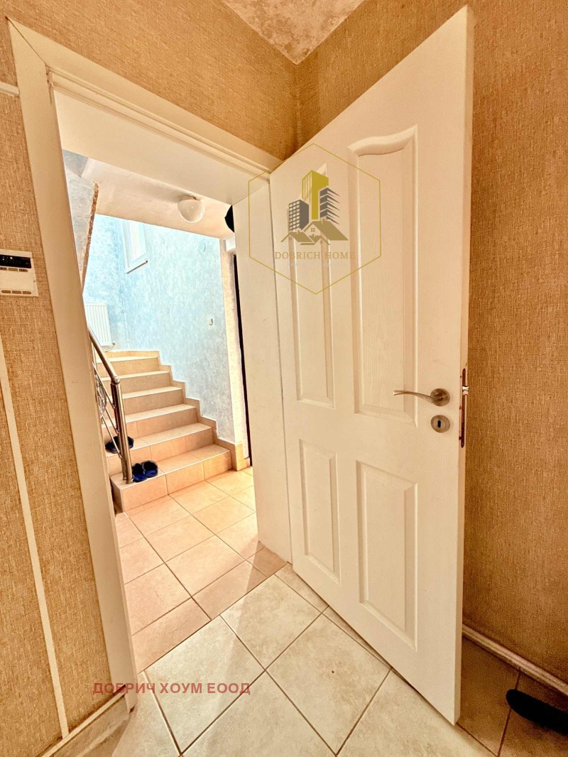 Продава КЪЩА, с. Славеево, област Добрич, снимка 7 - Къщи - 53092734