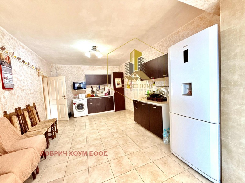 Продава КЪЩА, с. Славеево, област Добрич, снимка 4 - Къщи - 53092734