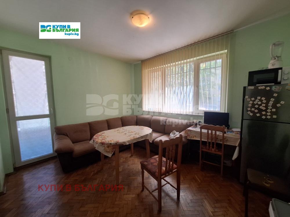 Продава 3-СТАЕН, гр. Варна, Лятно кино Тракия, снимка 7 - Апартаменти - 55021606