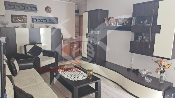 Продава  2-стаен град Пловдив , Каменица 2 , 68 кв.м | 87530058 - изображение [2]