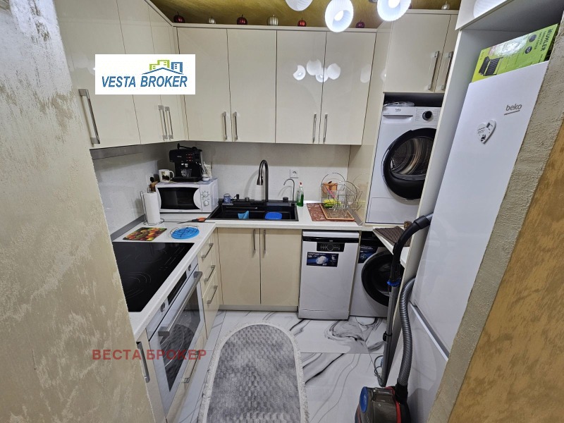 Продава 2-СТАЕН, гр. Кърджали, Възрожденци, снимка 5 - Апартаменти - 52989637