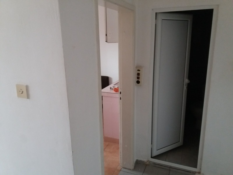 Продава 3-СТАЕН, гр. Стара Загора, Самара 3, снимка 10 - Aпартаменти - 48409082