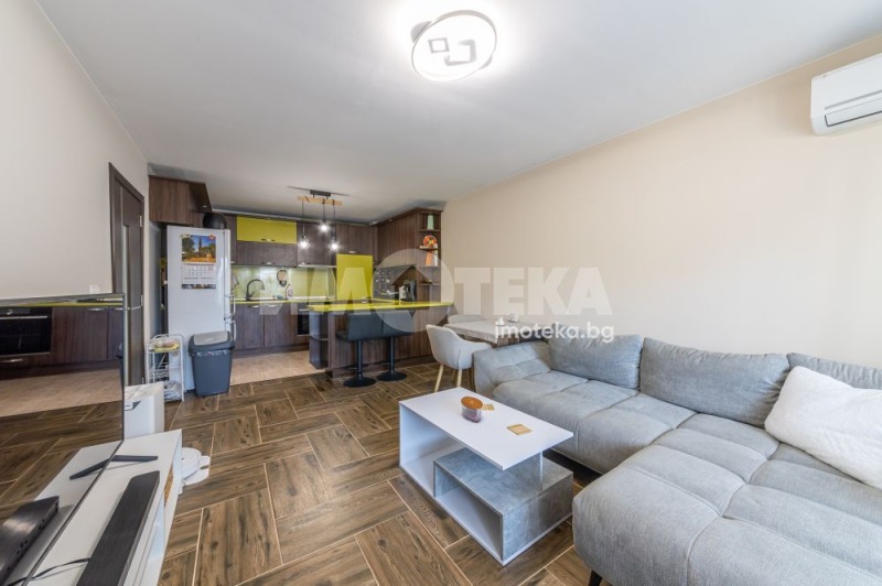 Продава  3-стаен град Варна , Младост 1 , 106 кв.м | 20360755
