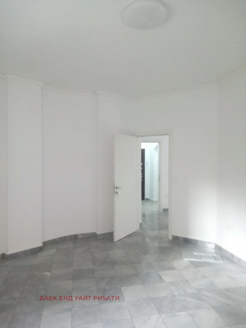 Продава 3-СТАЕН, гр. София, Яворов, снимка 3 - Апартаменти - 52538418