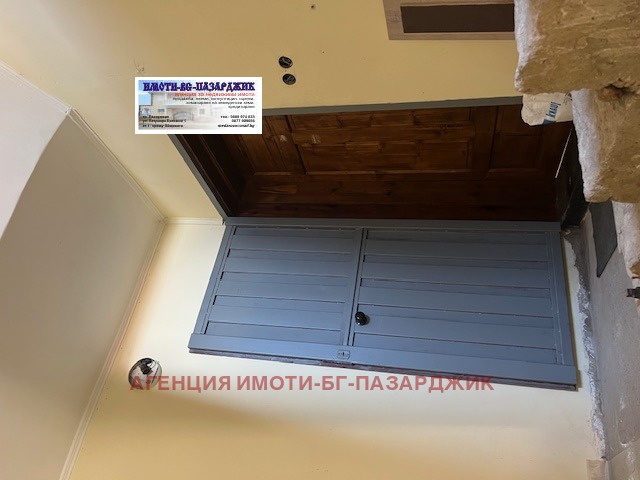 Продава ЕТАЖ ОТ КЪЩА, гр. Пазарджик, Център, снимка 11 - Етаж от къща - 52746717