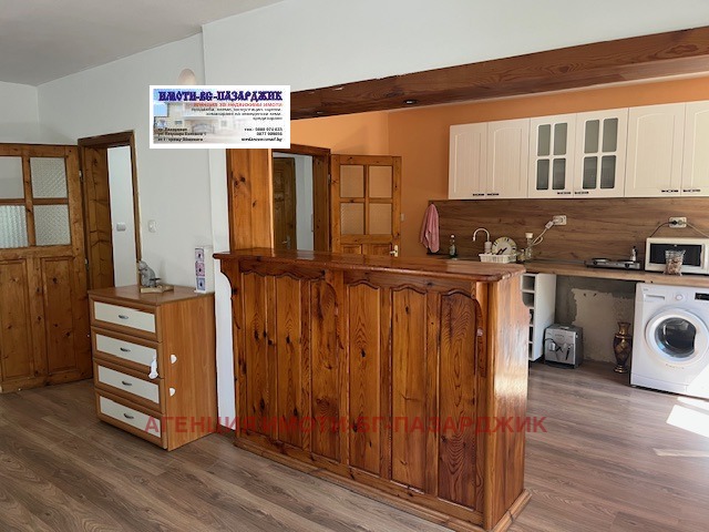 Продава ЕТАЖ ОТ КЪЩА, гр. Пазарджик, Център