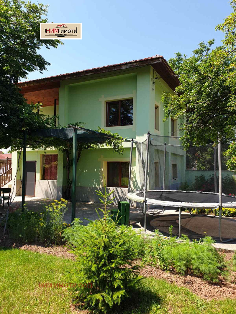En venta  Casa región Pernik , Galabnik , 250 metros cuadrados | 65678692