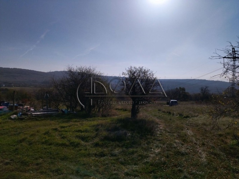 Продава ПАРЦЕЛ, с. Градец, област София област